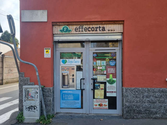 Insegna esterna — Renato