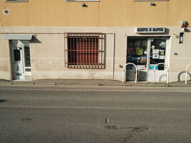 Insegna esterna — simone bompieri